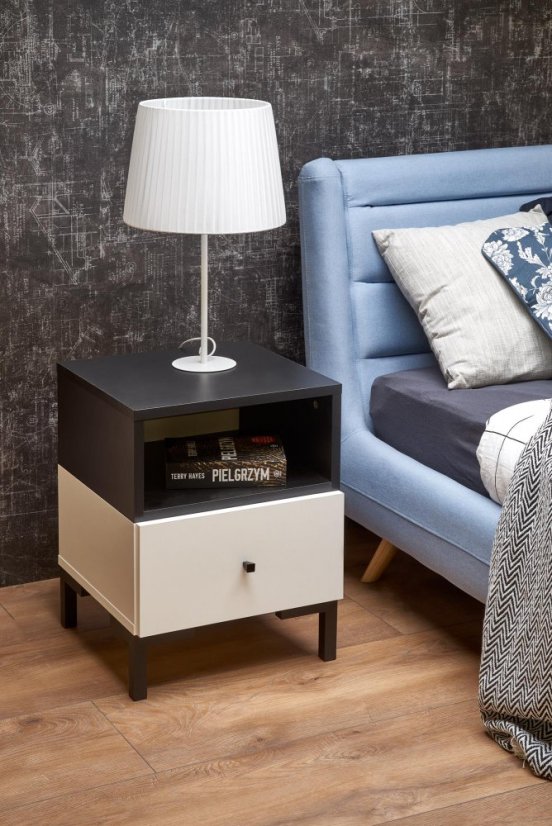 Nočný stolík SILVIA –⁠ drevo, čierna / biela