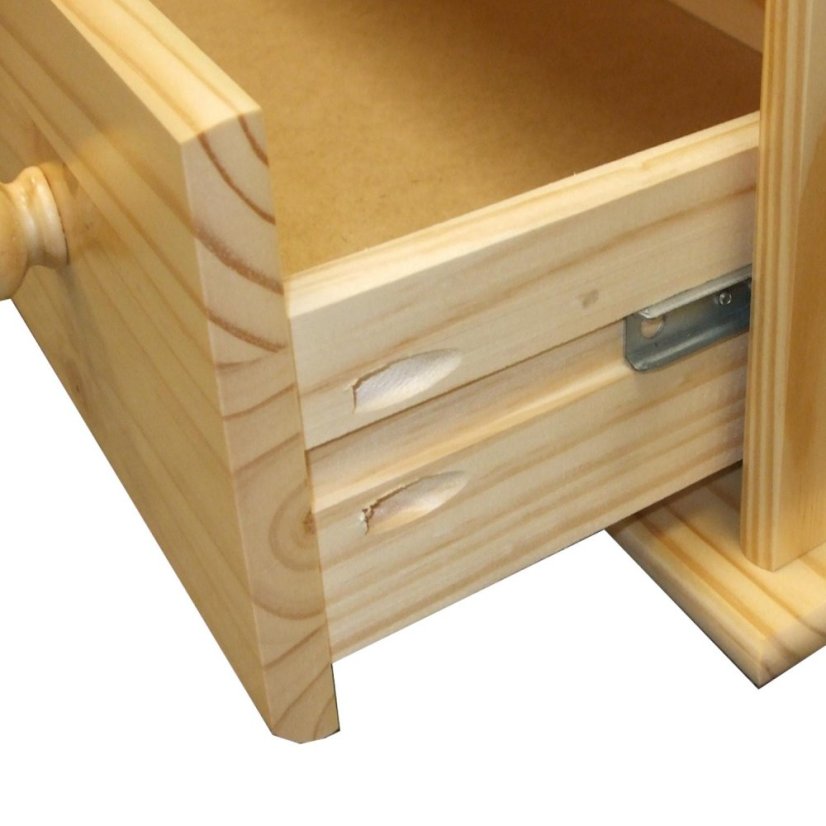 TV stolek na kolečkách HORN — masiv borovice