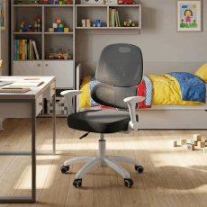 Detská stolička LOLA – s výškovo nastaviteľným sivým sieťovaným sedadlom Autronic