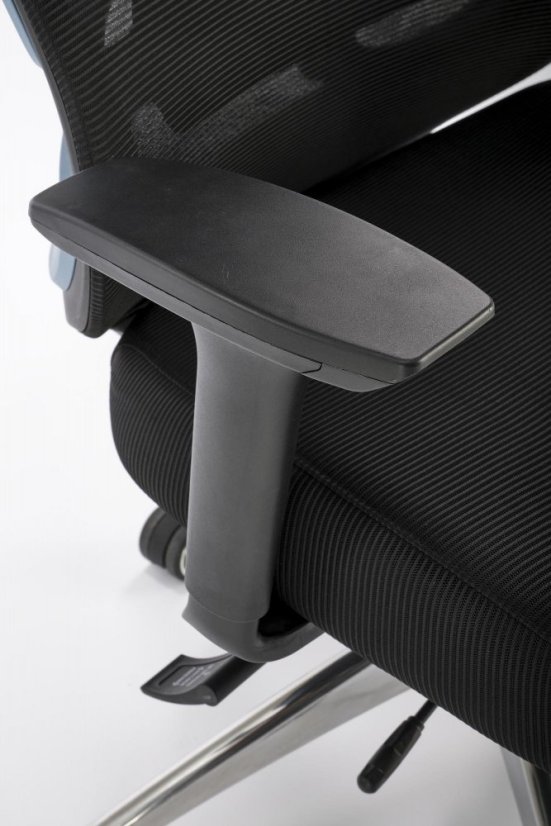 Kancelárska ergonomická stolička GILBERTO — kov, látka, sieť, čierna
