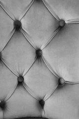 Jedálenská stolička MIYA — masív, látka, šedá