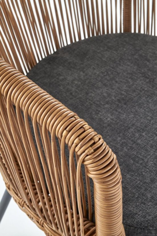 Křeslo STERN – umělý ratan, kov, látka šedá Halmar