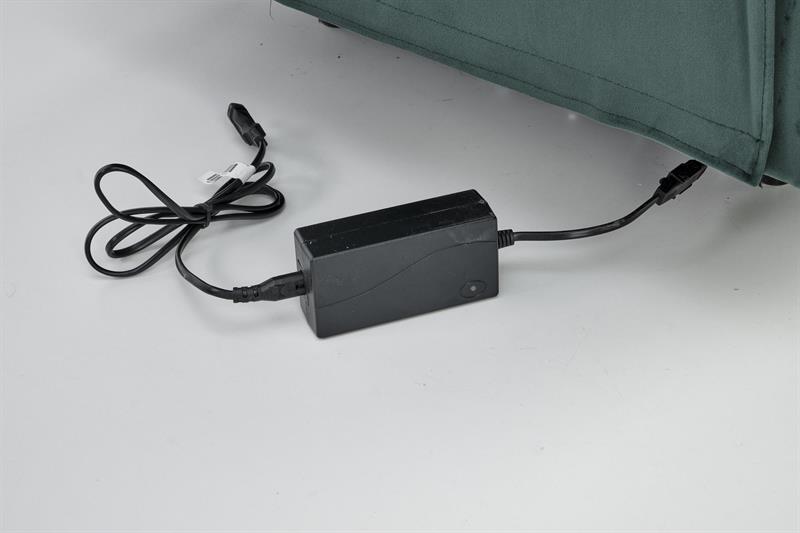 TV křeslo SEMIR s elektrickým polohováním - látka, zelená Halmar