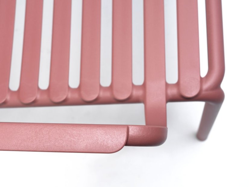 Křesílko DOGA RELAX – moderní polypropylenové křeslo pro venkovní použití, více barev