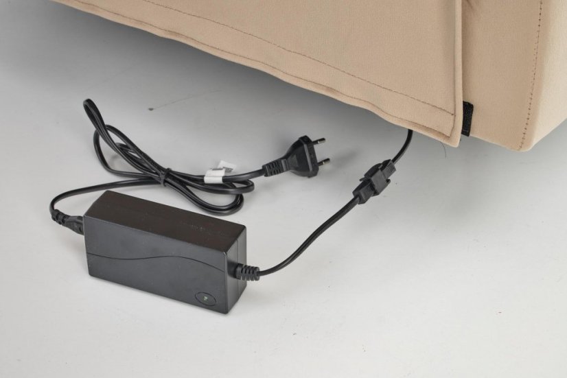 TV křeslo SEMIR s elektrickým polohováním - látka, béžová Halmar