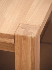 Konferenční stůl ADAM – masivní dub, moderní design