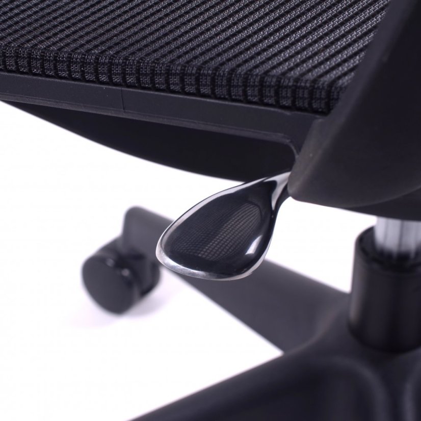 Kancelárska stolička Sego SKY MEDIUM — sieť, čierna