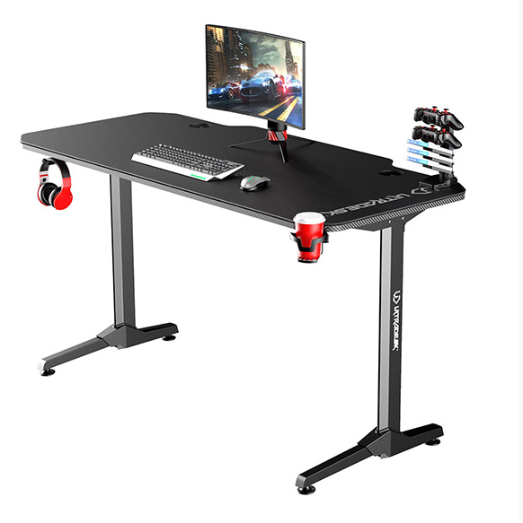 Herní stůl ULTRADESK FRAG BLACK – 140x66x76cm, se stojanem Ultradesk BEAM