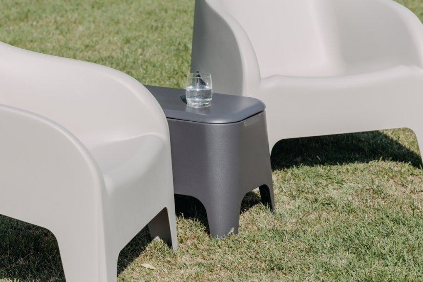 PETRA ARMCHAIR plastové křeslo - šedá