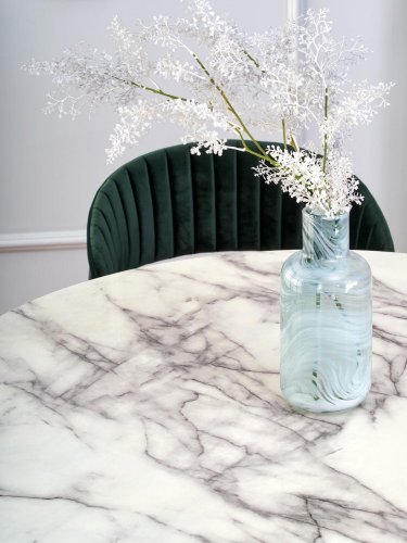 Jídelní kulatý stůl BRODWAY — průměr 110 cm, dekor bílý mramor / černá