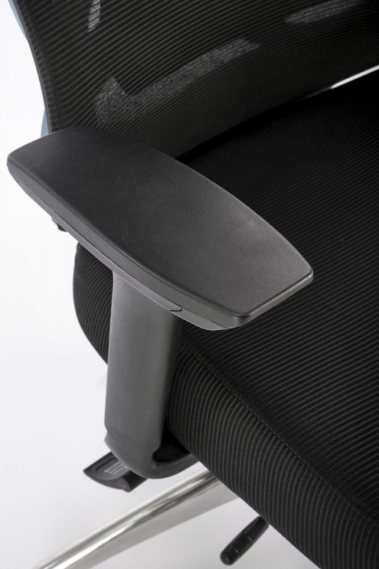 Kancelárska ergonomická stolička GILBERTO — kov, látka, sieť, čierna