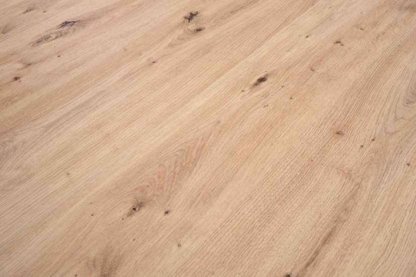 Jídelní kulatý rozkládací stůl RINGO – 102x102x76 (+40) dřevo, dub/černá Halmar