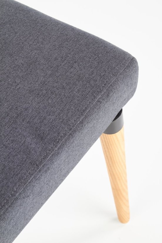 Jedálenská stolička Carson –⁠ drevo/látka sivá