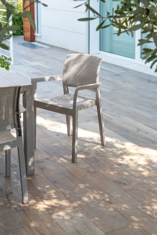 ALBA plastové křeslo - šedá