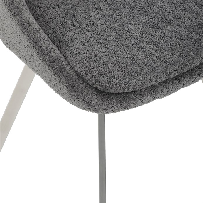 Elegantní šedá jídelní židle RINA s broušenými kovovými nohami (vzorek z prodejny)