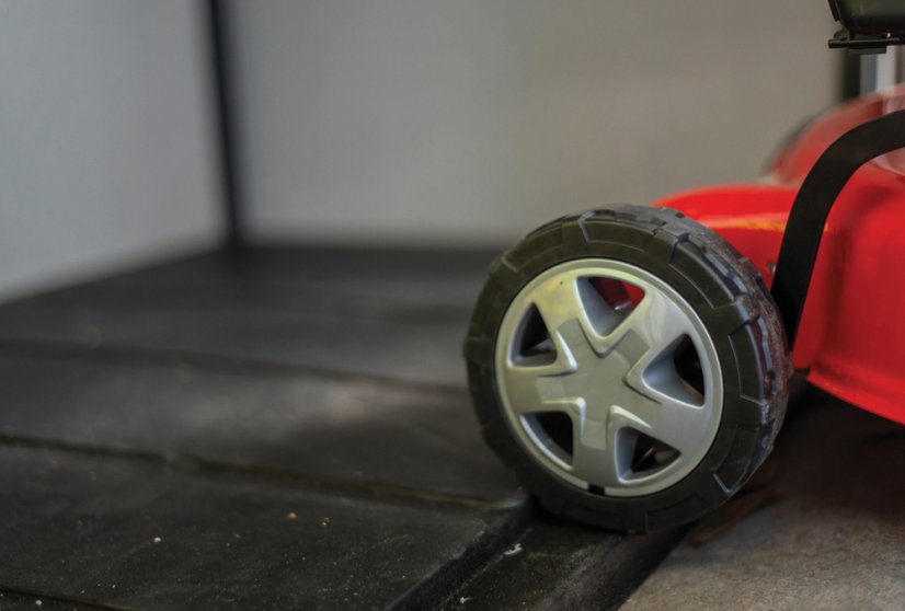 Skříňka SIGNATURE 2 020 L - HNĚDÁ